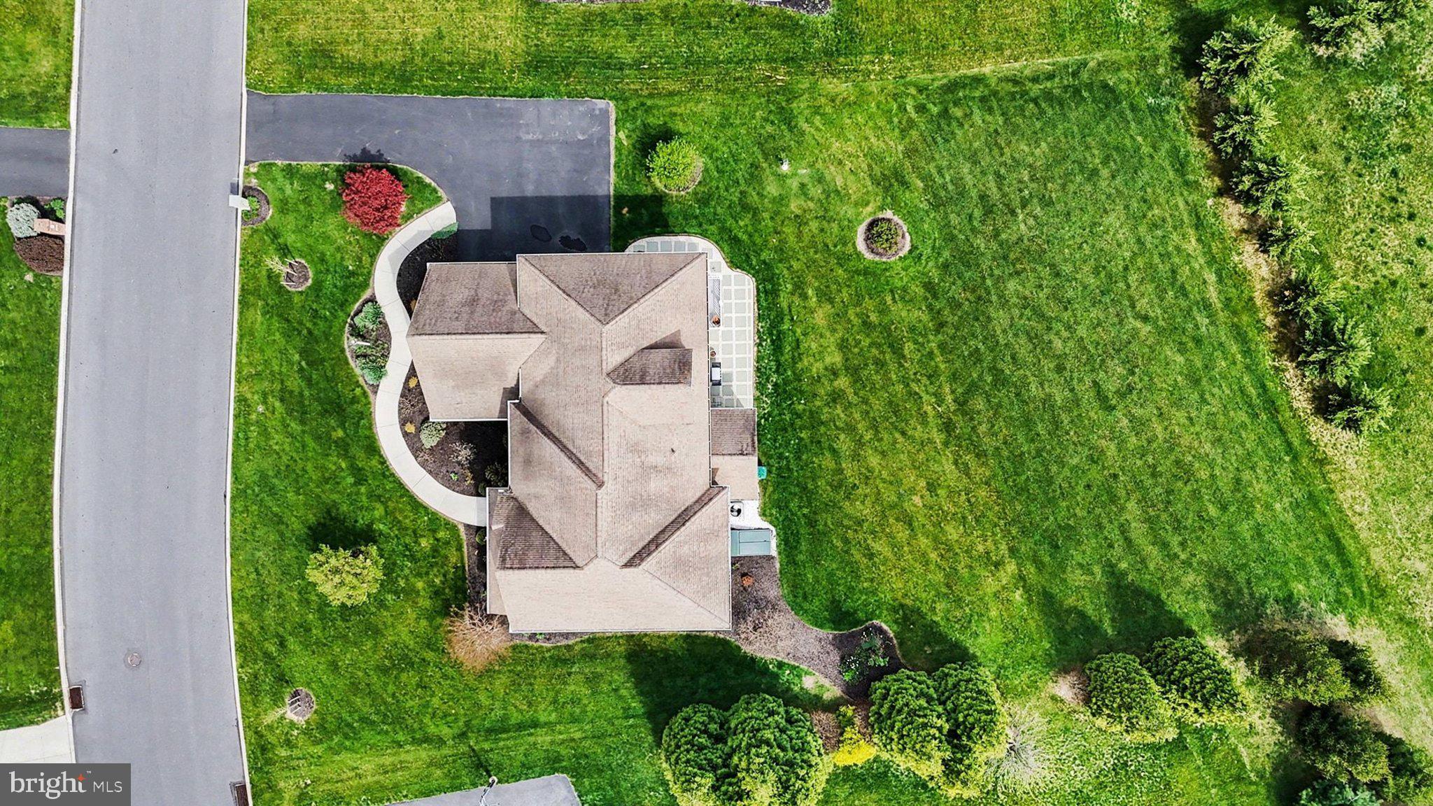 HAMPDEN SUMMIT - Residential