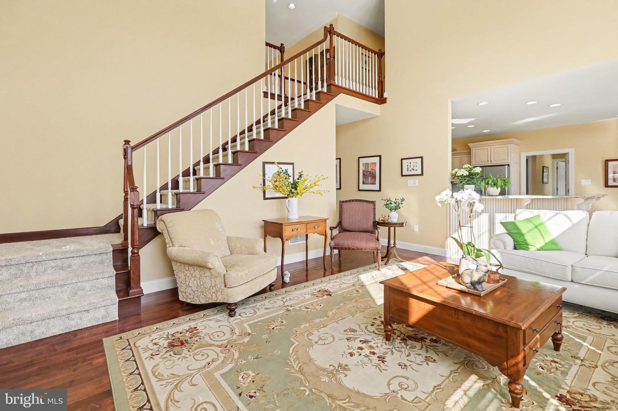 HAMPDEN SUMMIT - Residential