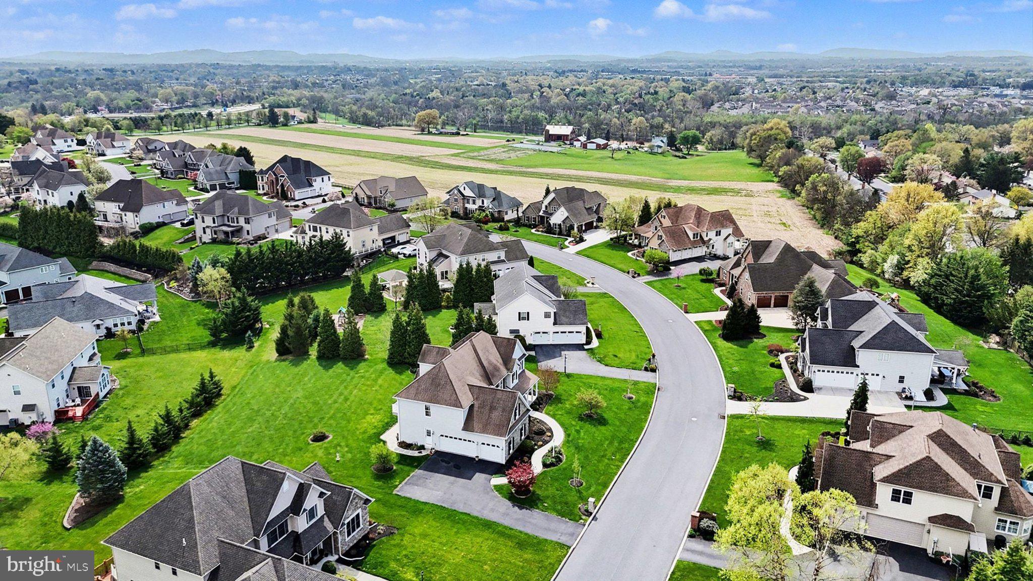 HAMPDEN SUMMIT - Residential