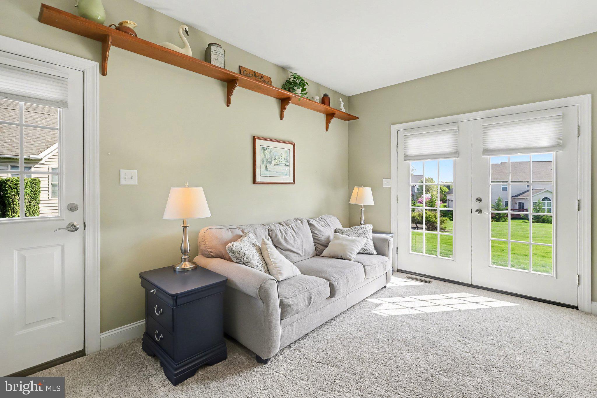 HAMPDEN SUMMIT - Residential