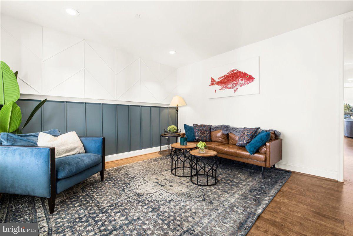 BAY CITY - Residential