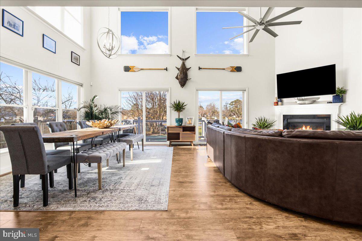 BAY CITY - Residential