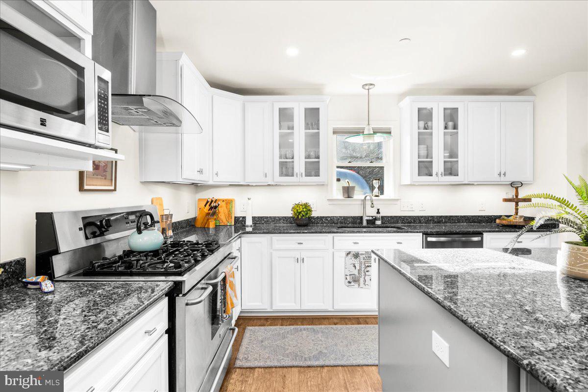 BAY CITY - Residential