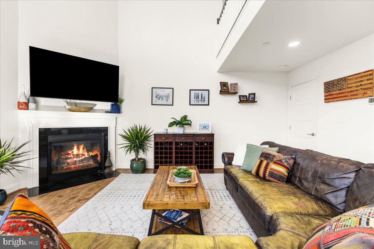 BAY CITY - Residential