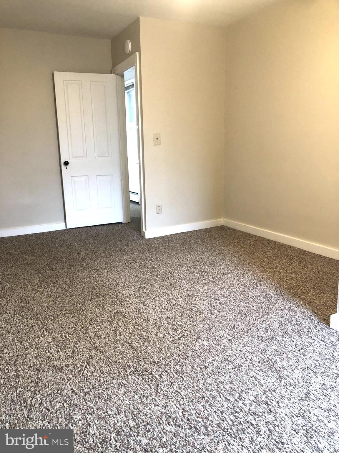 SKIPPACK - Residential Lease