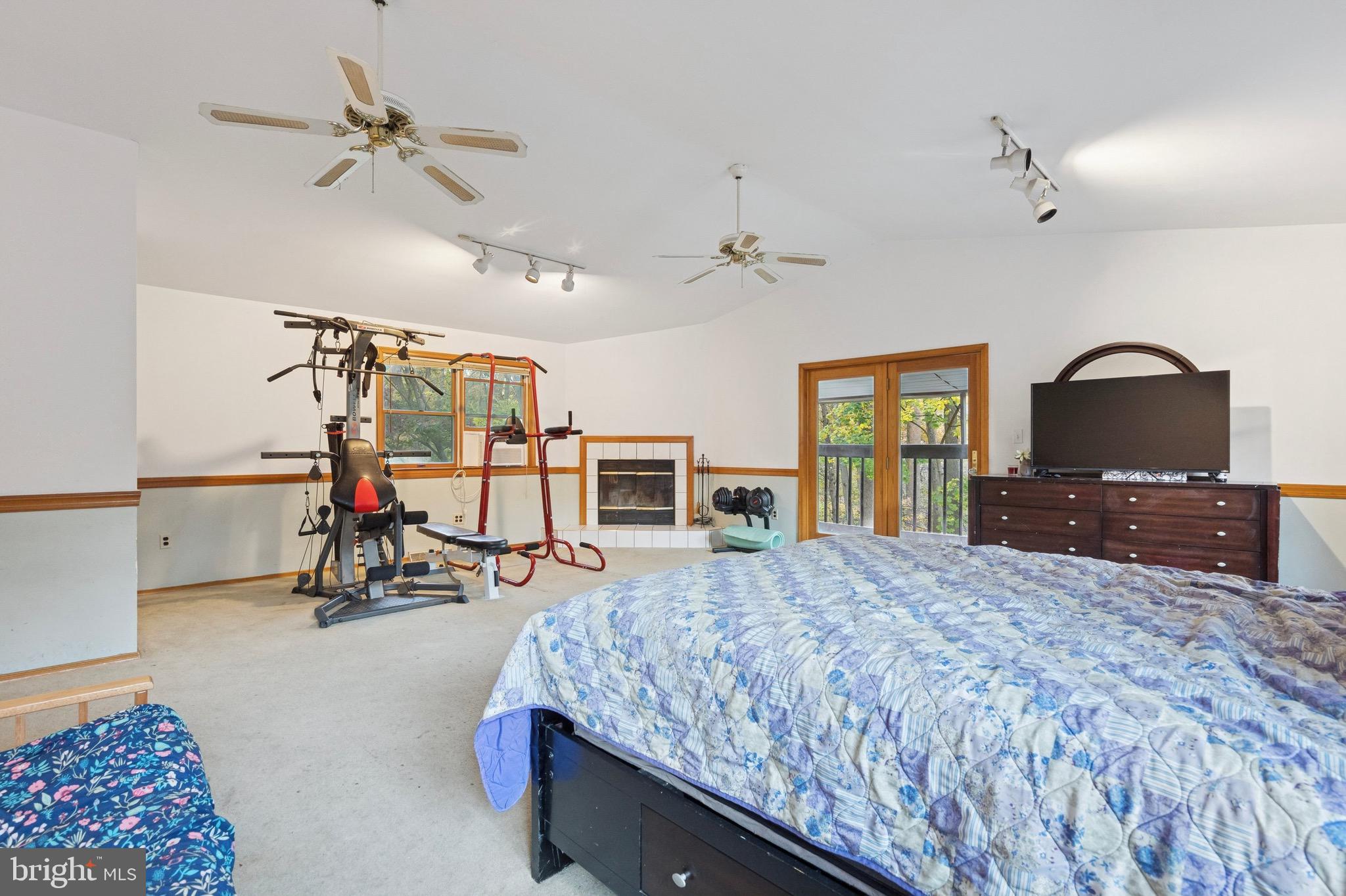 OAKFORD - Residential