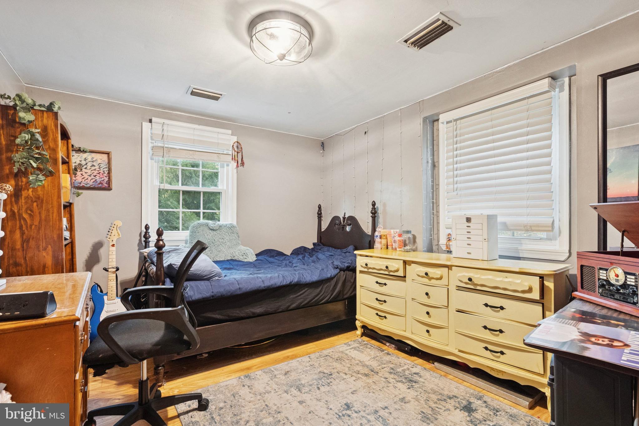 OAKFORD - Residential