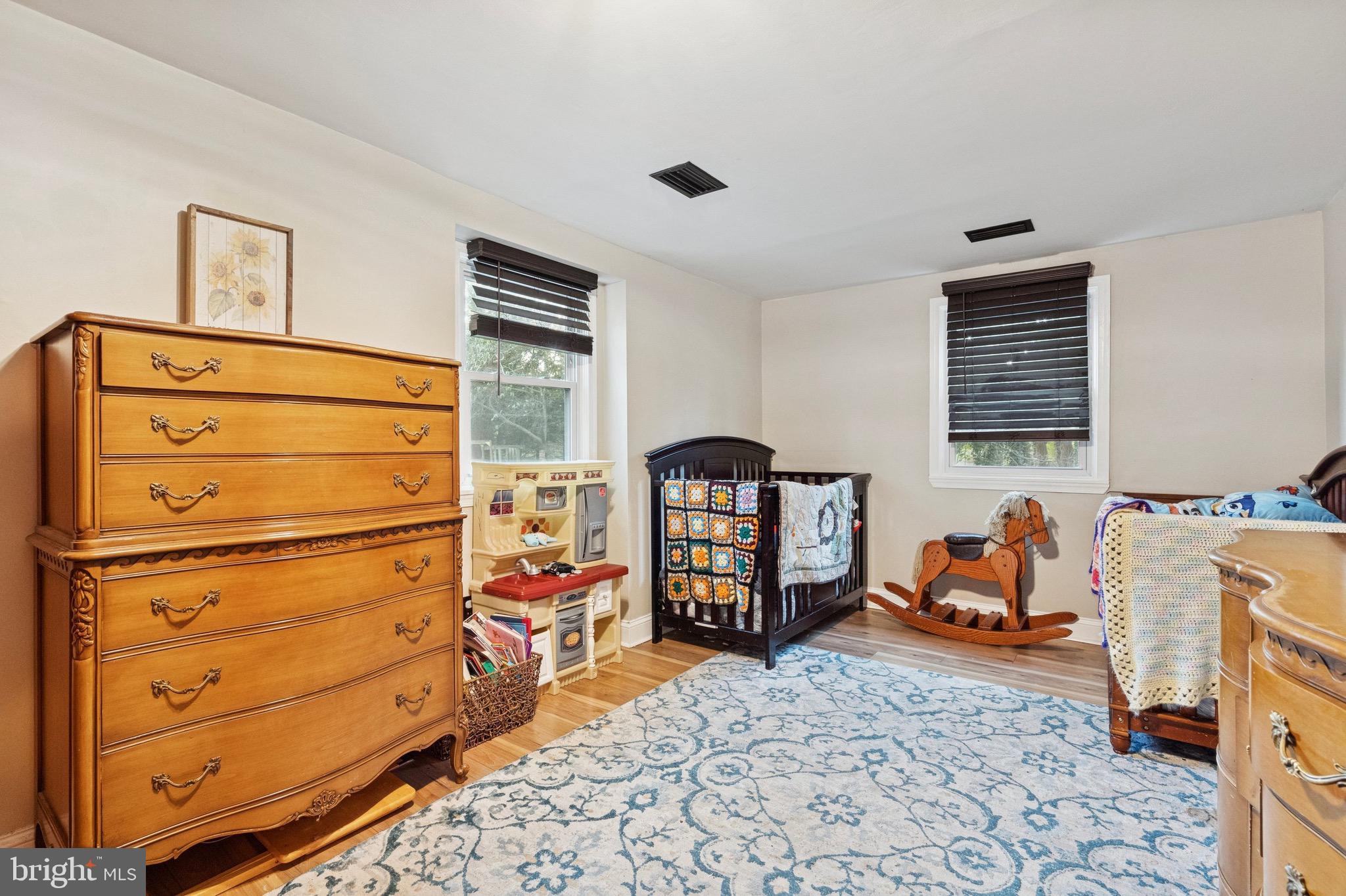 OAKFORD - Residential