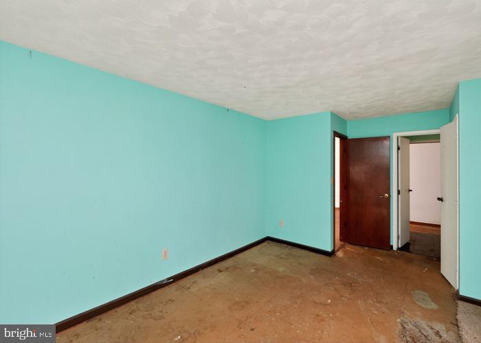 CHAPEL KNOLLS - Residential