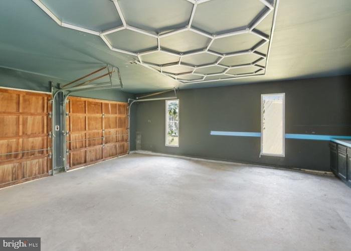 CHAPEL KNOLLS - Residential