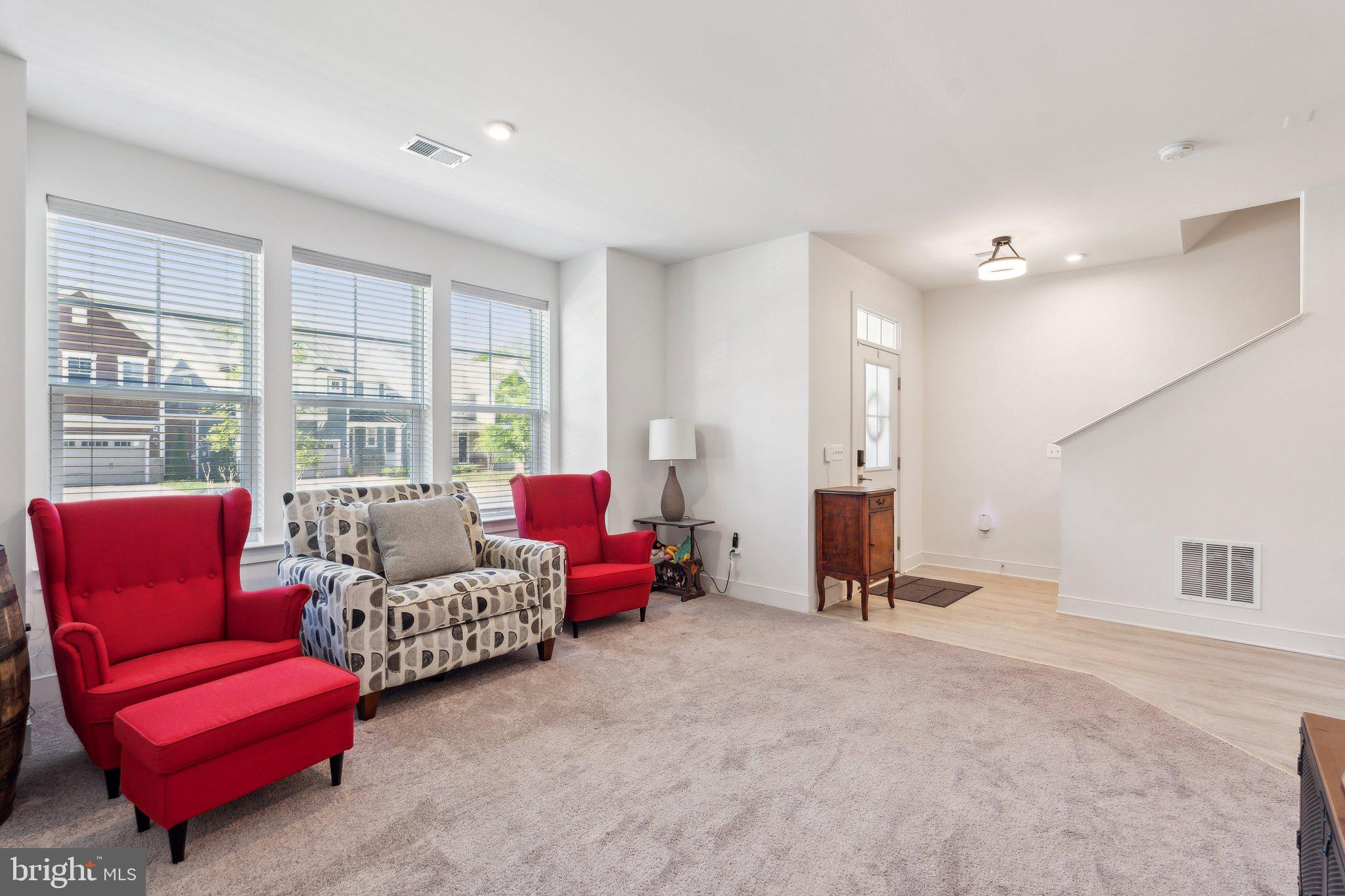 1490 MEADOWLARK GLEN ROAD