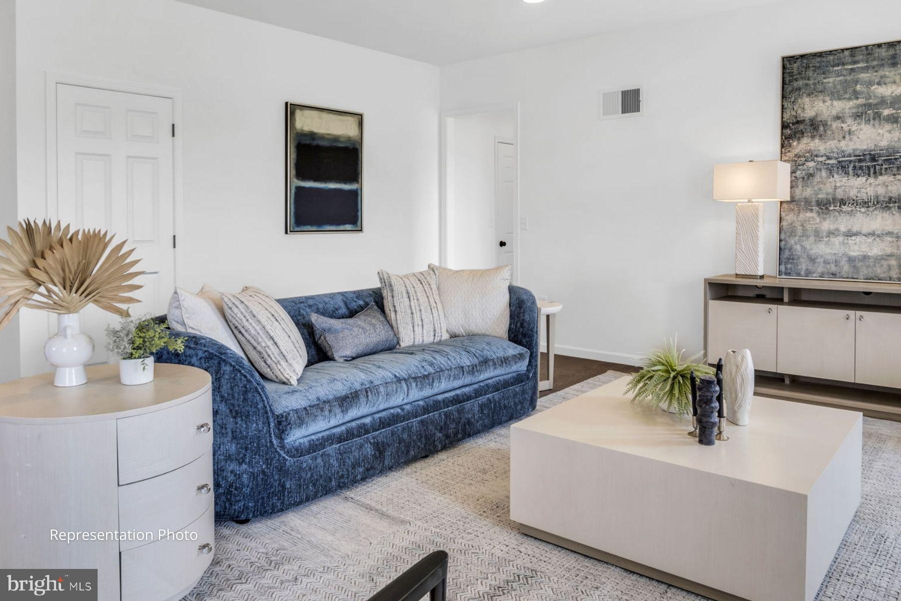 MEADOWBROOK FARMS - Residential