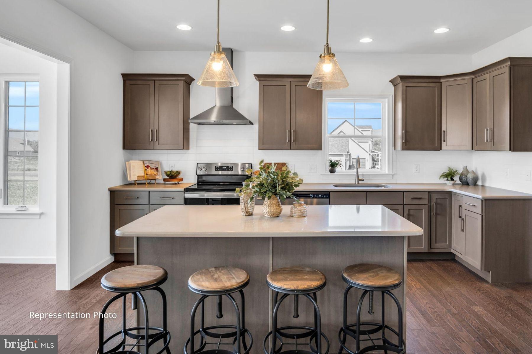 MEADOWBROOK FARMS - Residential