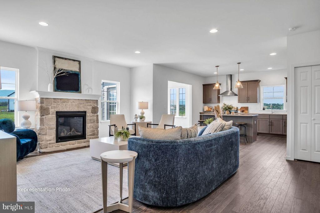 Photo of 18 Old Moss Ln, CARLISLE, PA 17013 (MLS # PACB2048136)