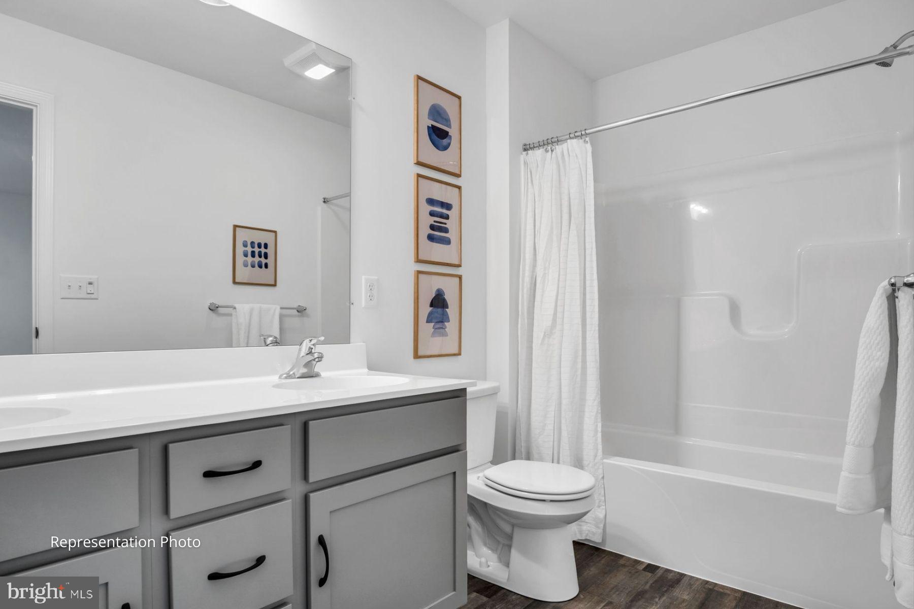 MEADOWBROOK FARMS - Residential