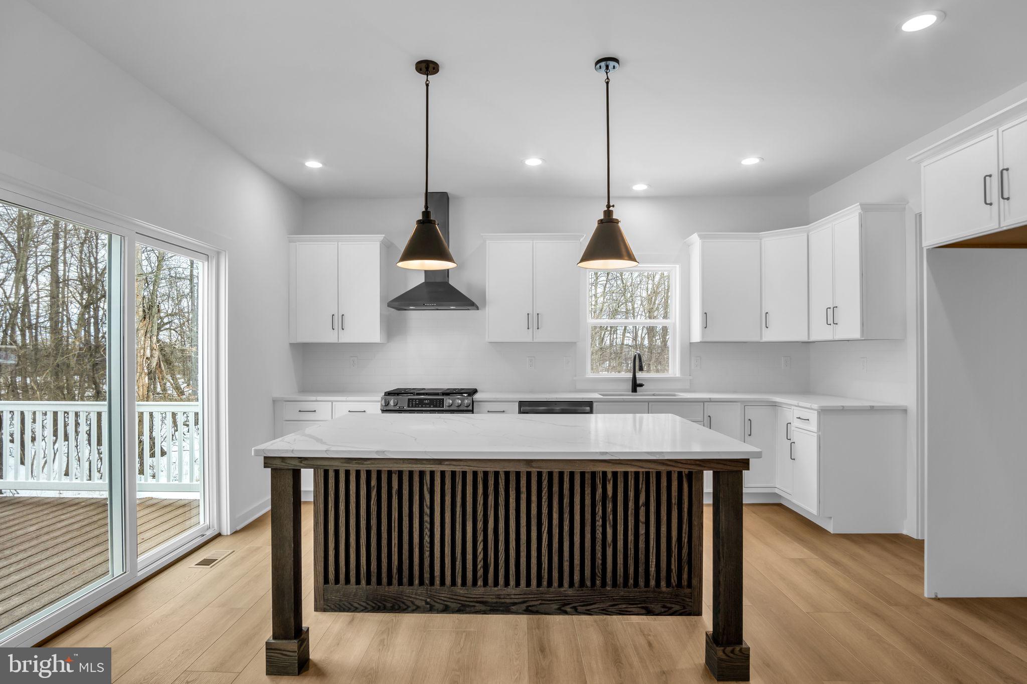 MEADOWBROOK FARMS - Residential