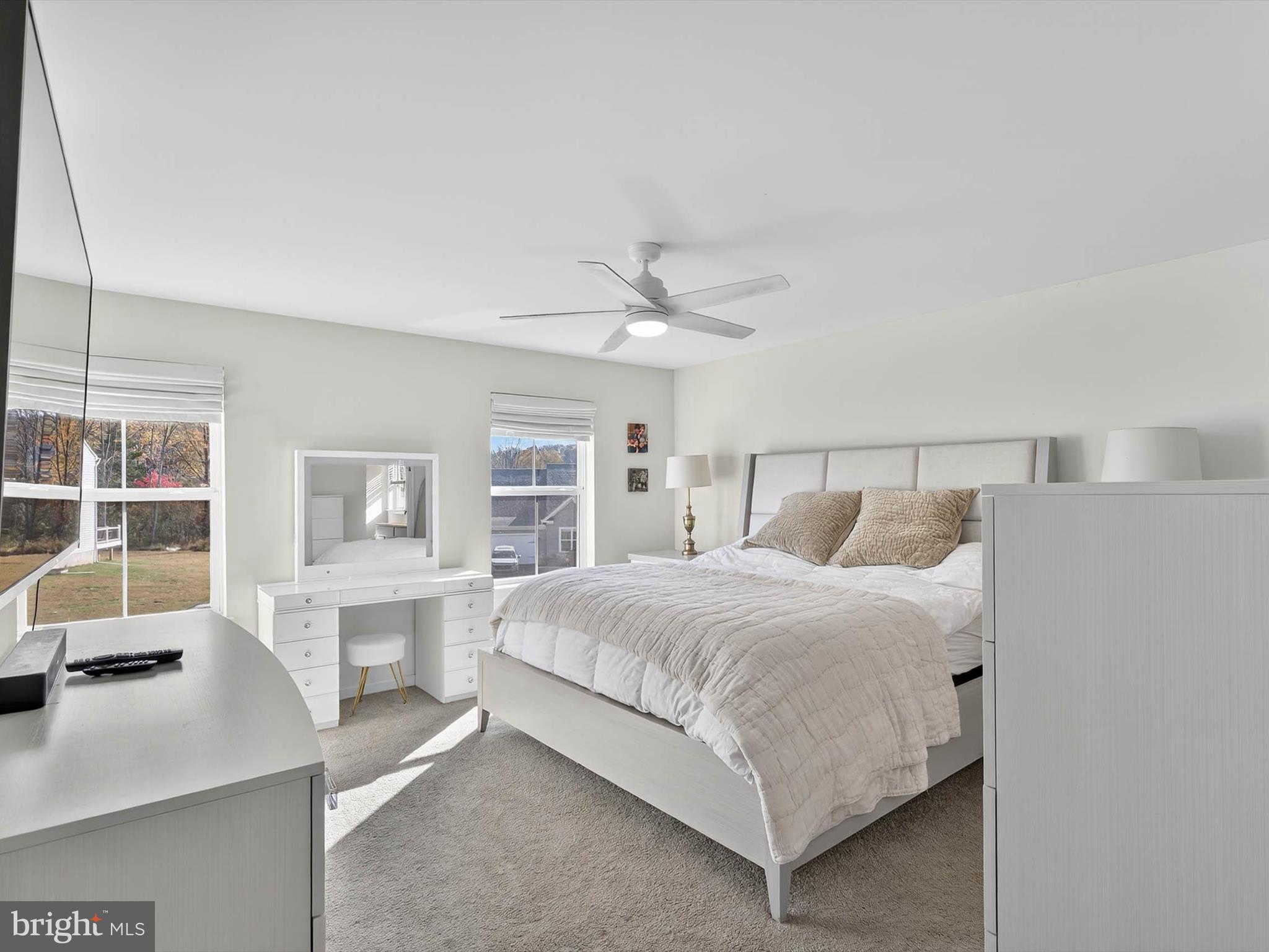 PATHFINDER MEADOWS - Residential