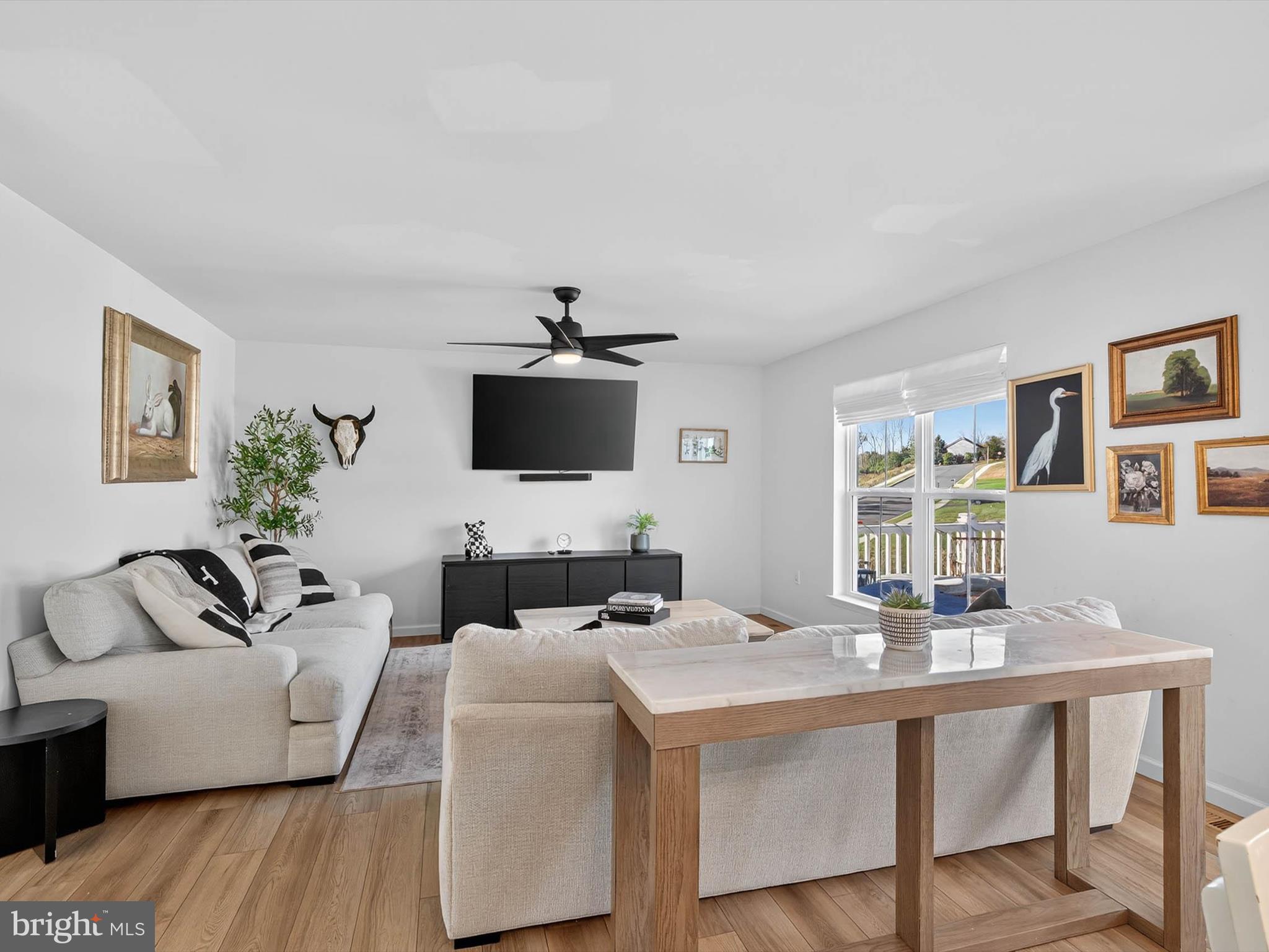 PATHFINDER MEADOWS - Residential