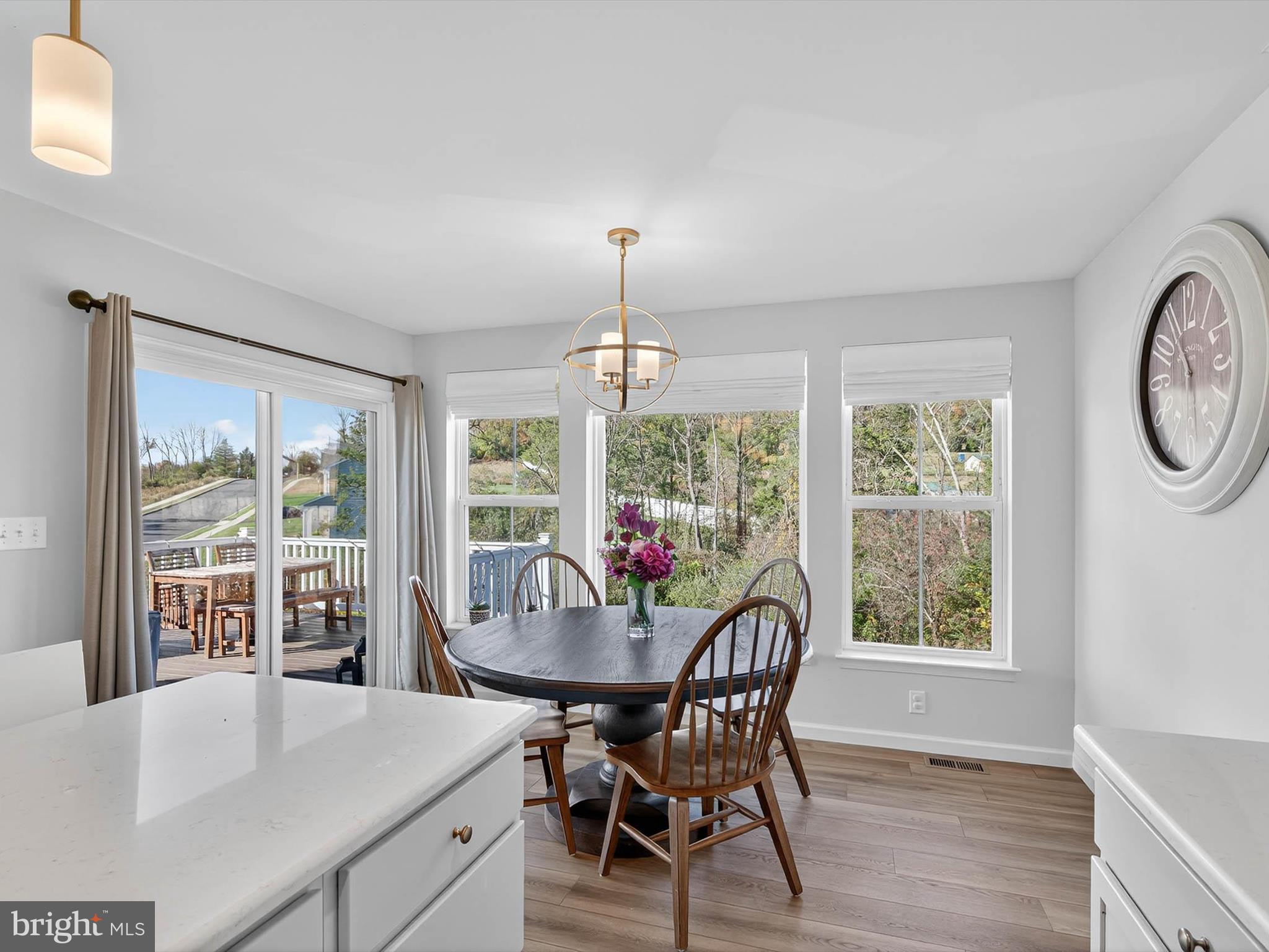 PATHFINDER MEADOWS - Residential