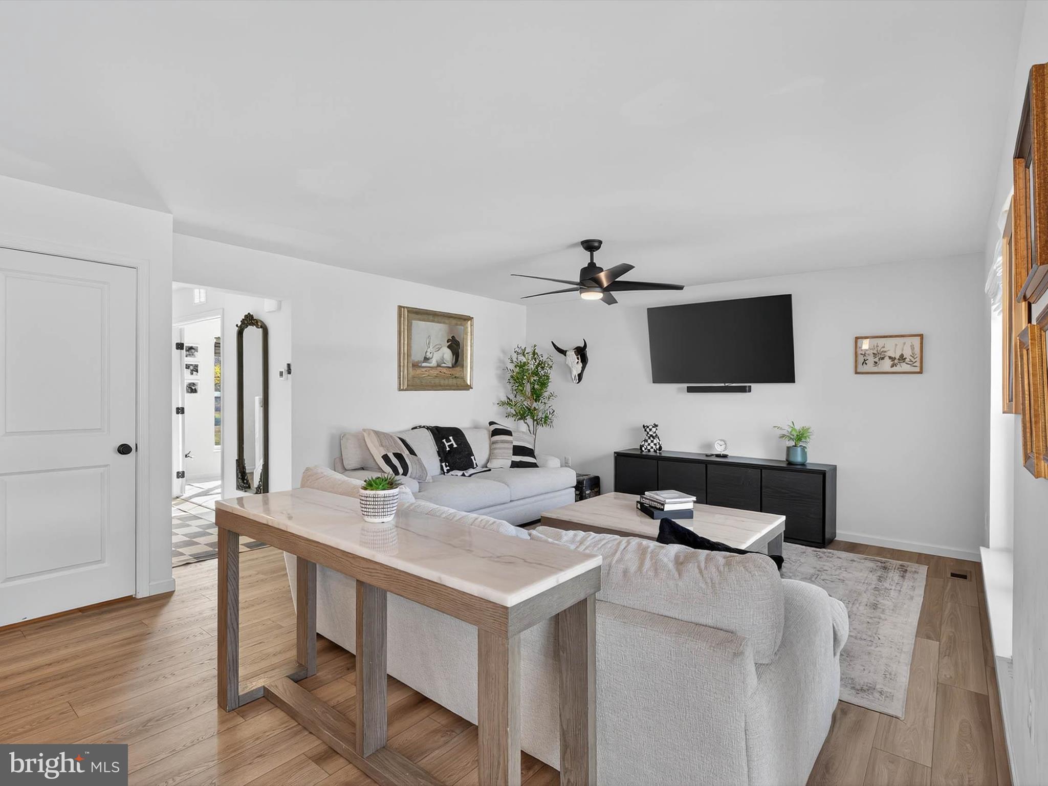 PATHFINDER MEADOWS - Residential