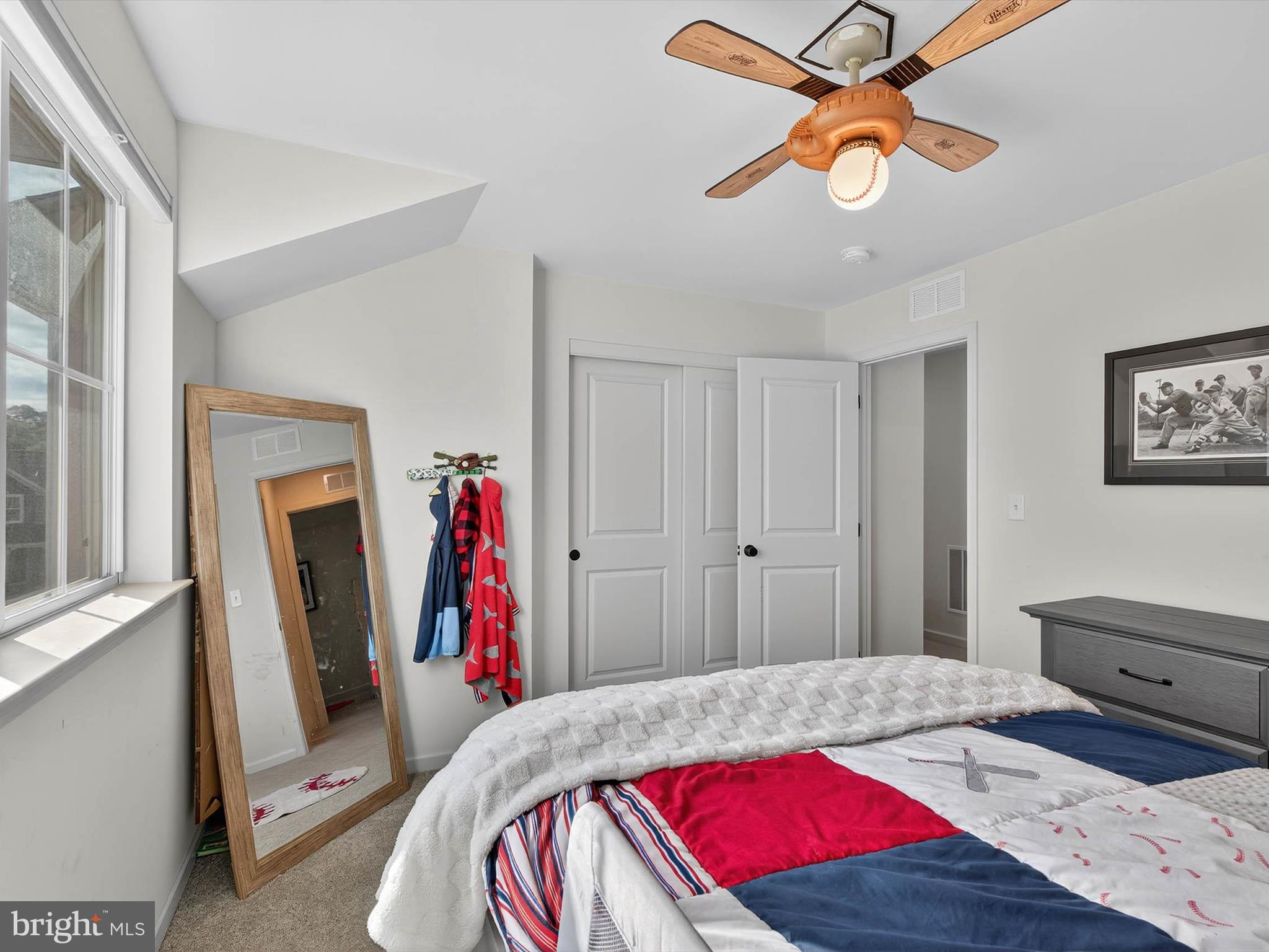 PATHFINDER MEADOWS - Residential