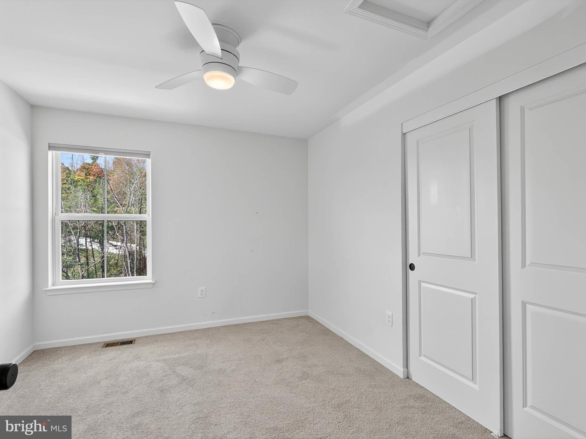 PATHFINDER MEADOWS - Residential