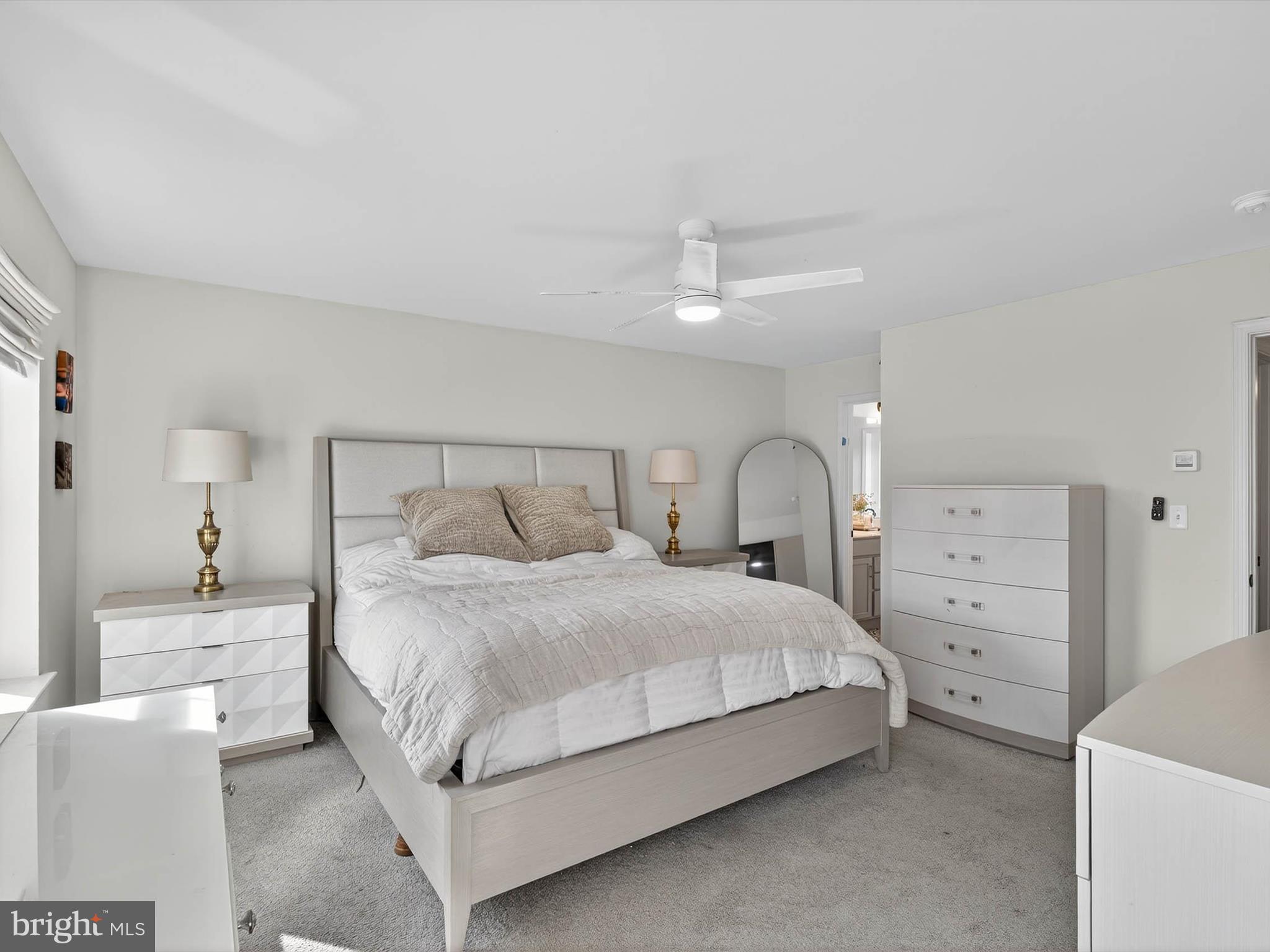 PATHFINDER MEADOWS - Residential