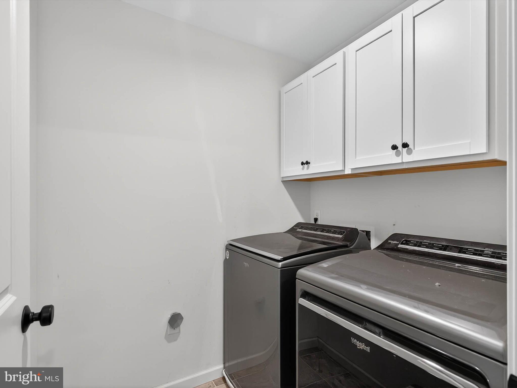 PATHFINDER MEADOWS - Residential