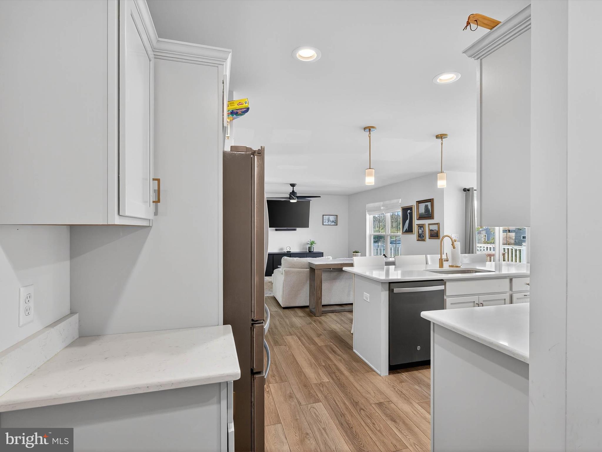 PATHFINDER MEADOWS - Residential