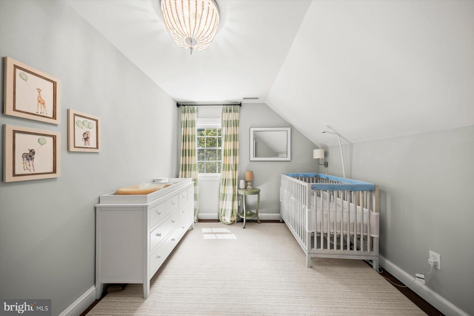 BURNING TREE VALLEY - Residential