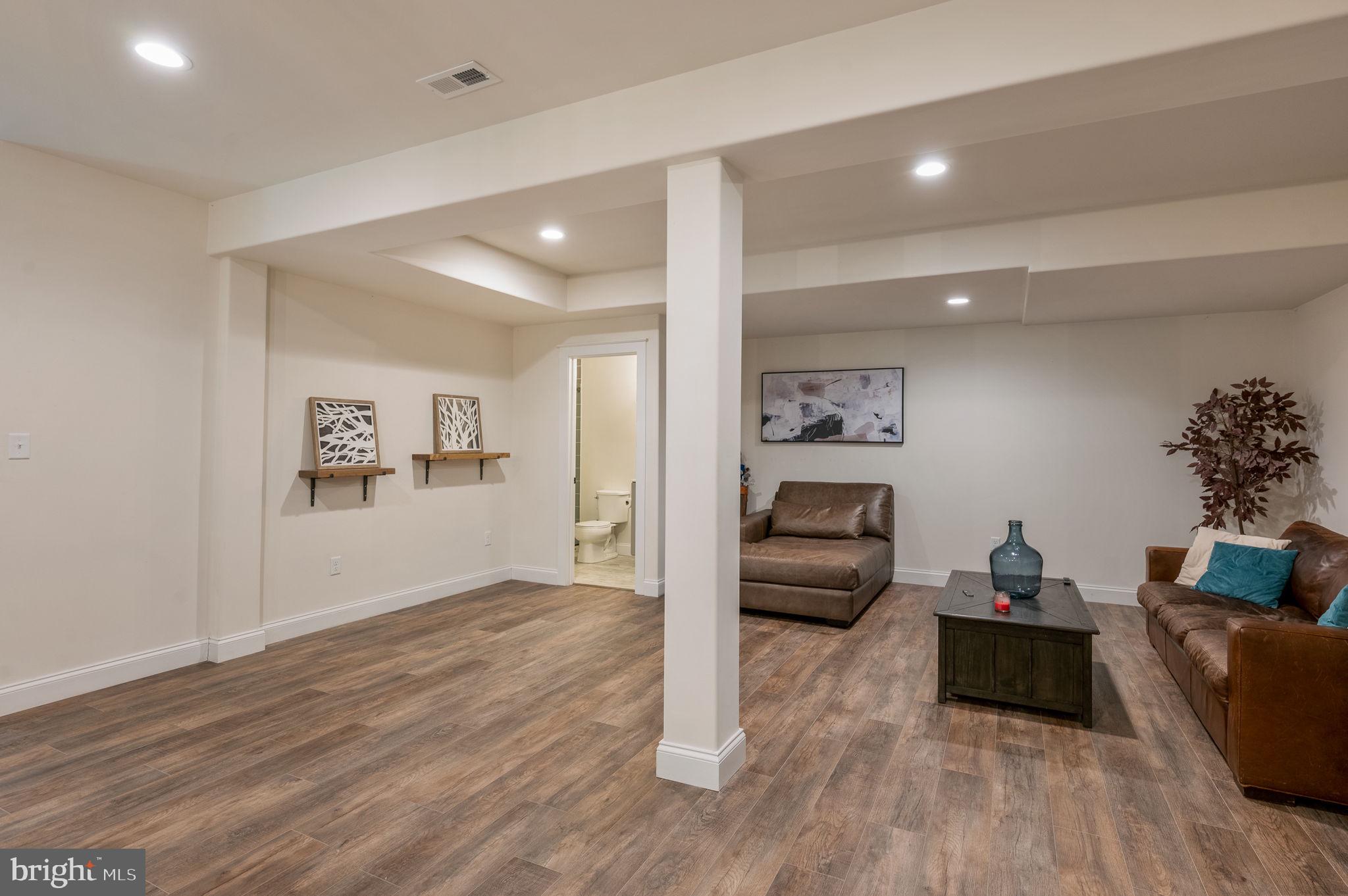 FLINT HILL CROSSING - Residential