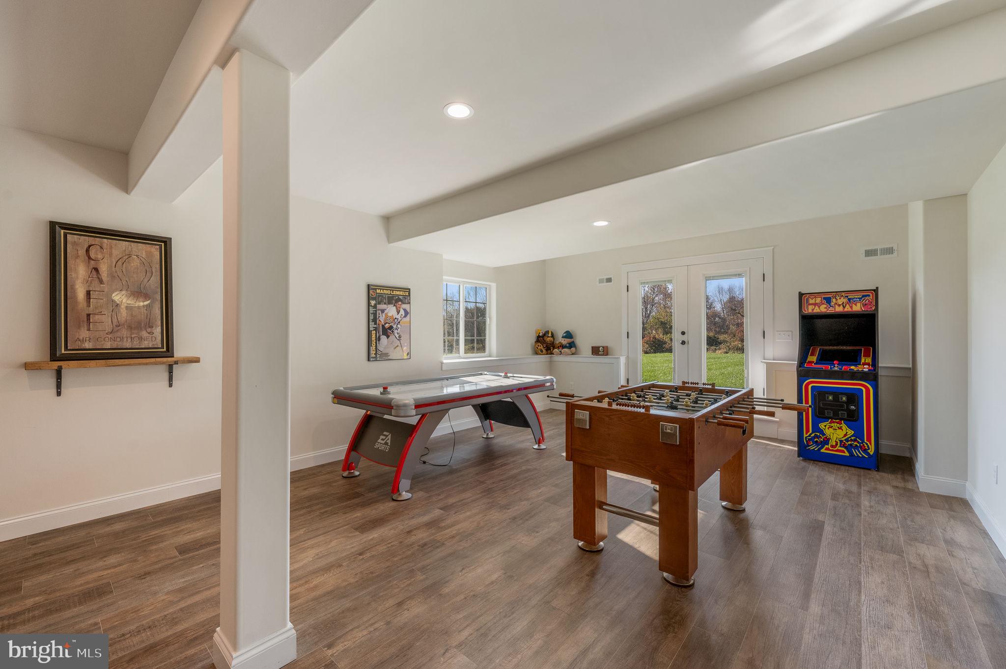 FLINT HILL CROSSING - Residential