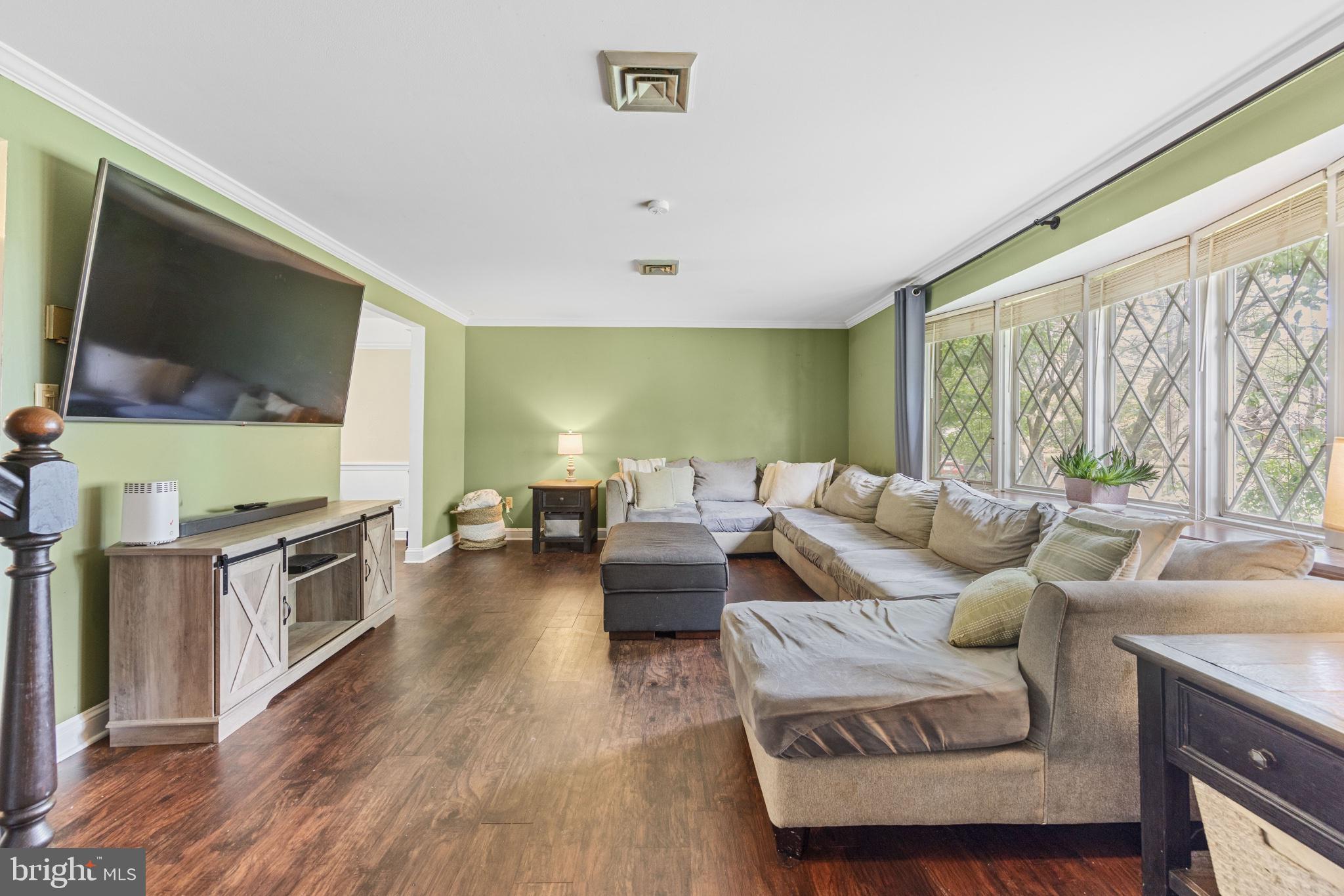 244 S 4TH STREET