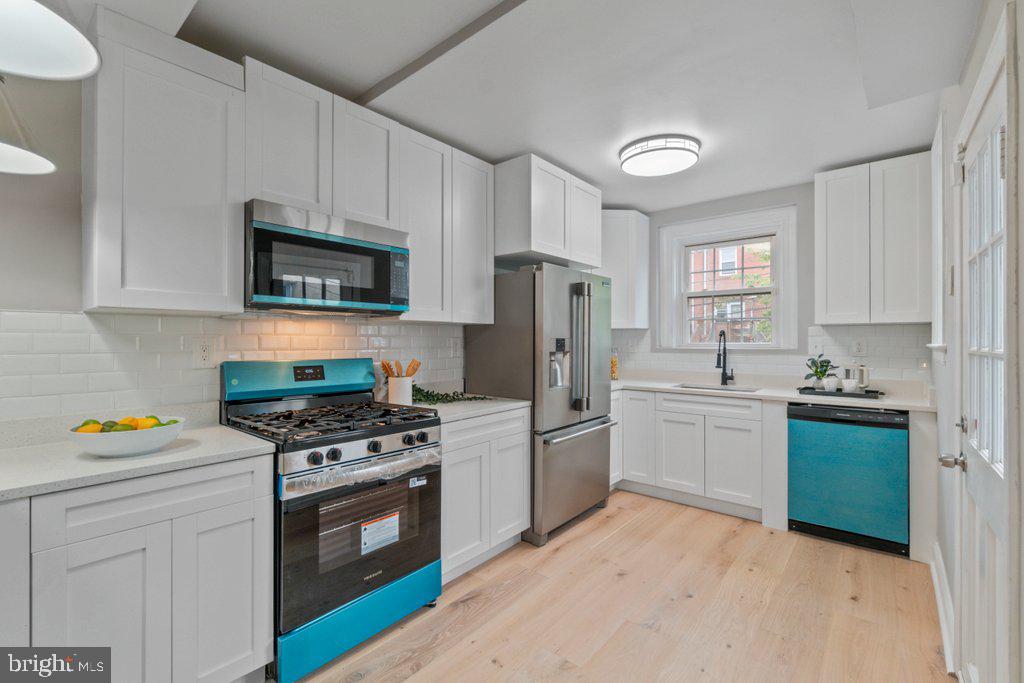 EDNOR GARDENS - LAKESIDE - Residential