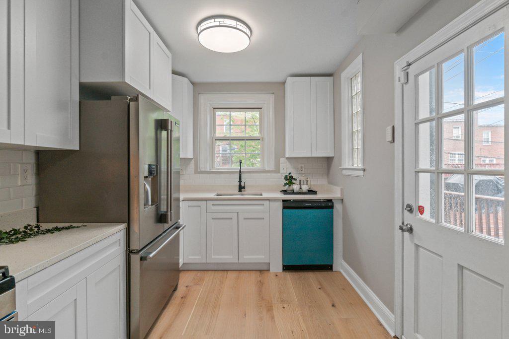 EDNOR GARDENS - LAKESIDE - Residential