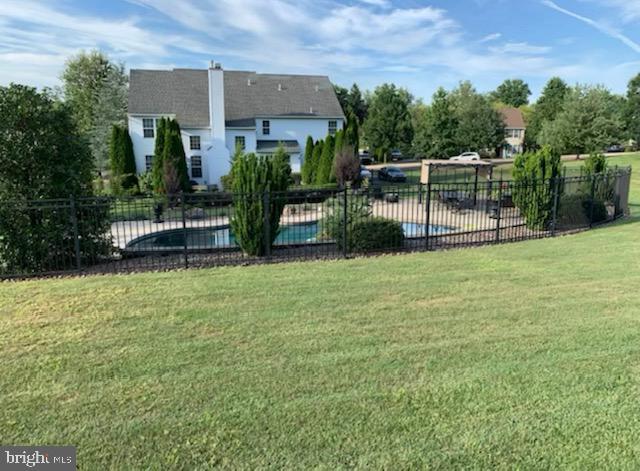 MARTINS FARM - Residential