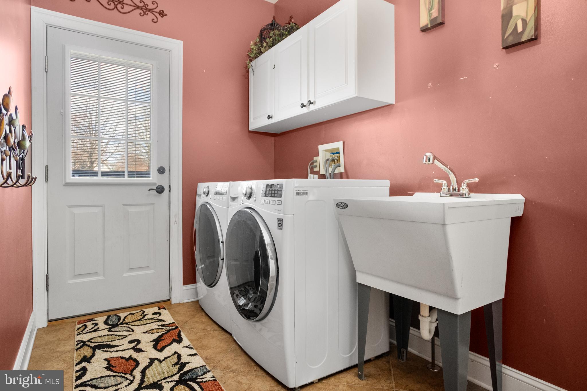 MARTINS FARM - Residential