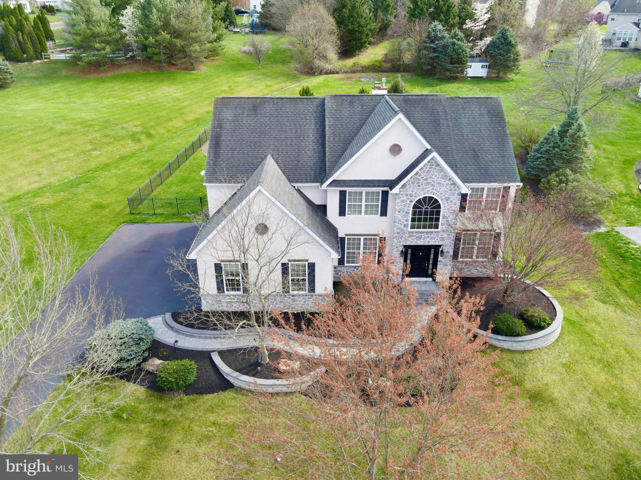 MARTINS FARM - Residential