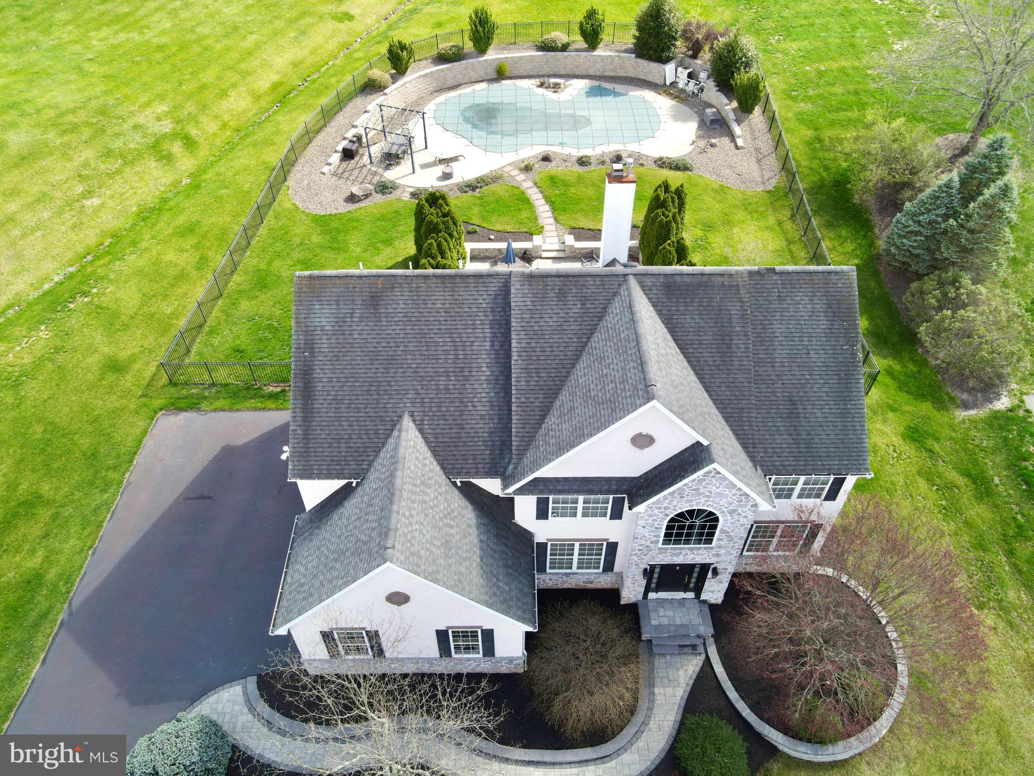 MARTINS FARM - Residential