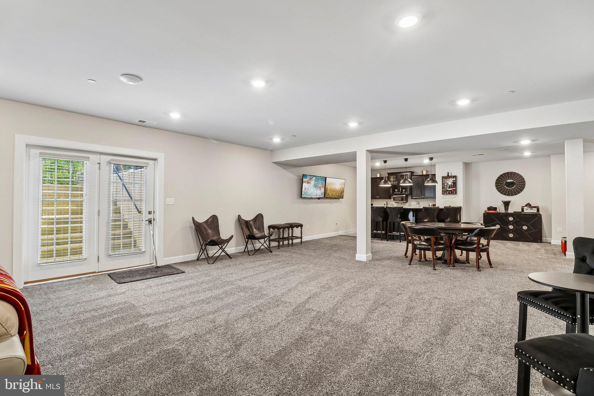 OAK CREEK CLUB - Residential
