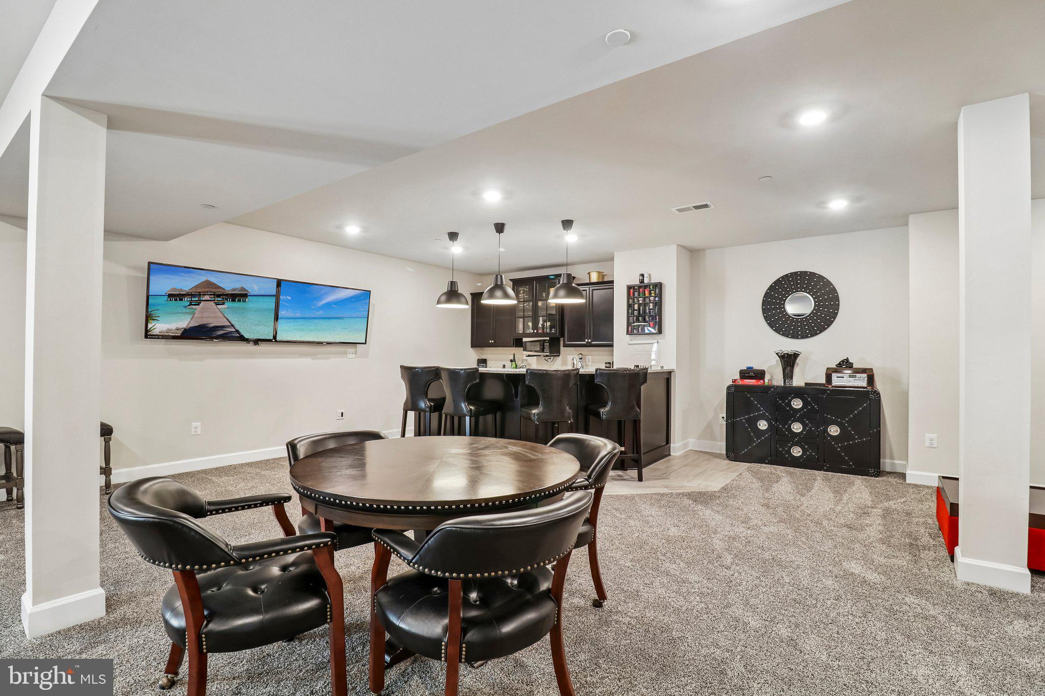 OAK CREEK CLUB - Residential