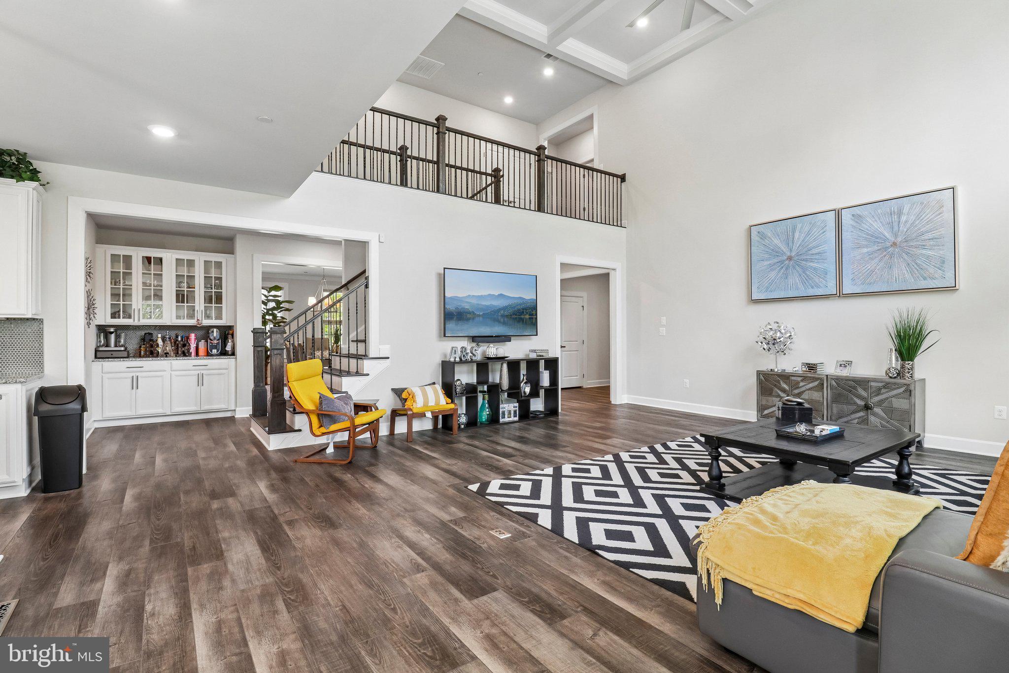 OAK CREEK CLUB - Residential