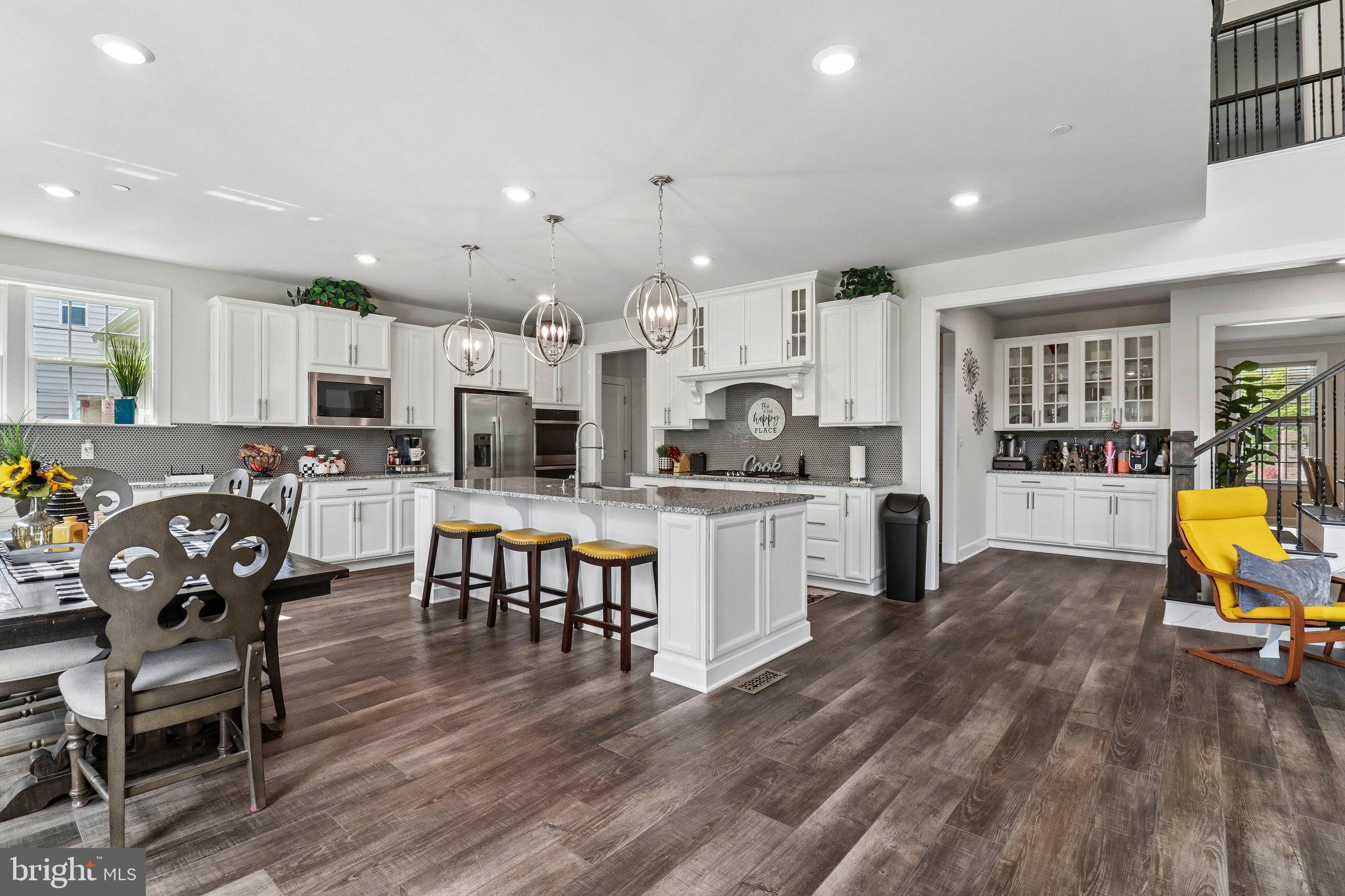 OAK CREEK CLUB - Residential