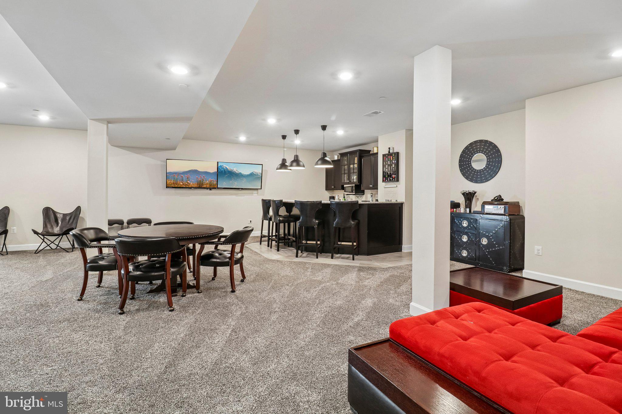 OAK CREEK CLUB - Residential