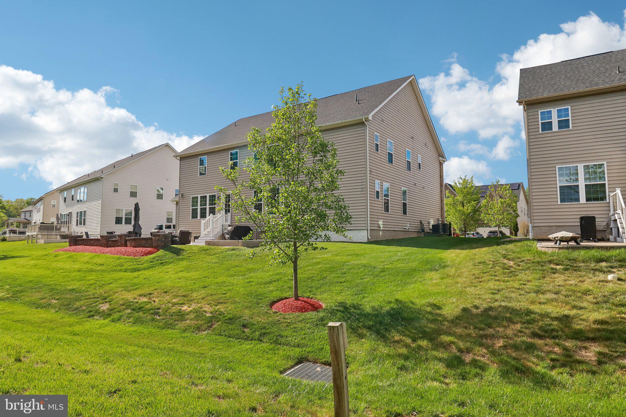 OAK CREEK CLUB - Residential