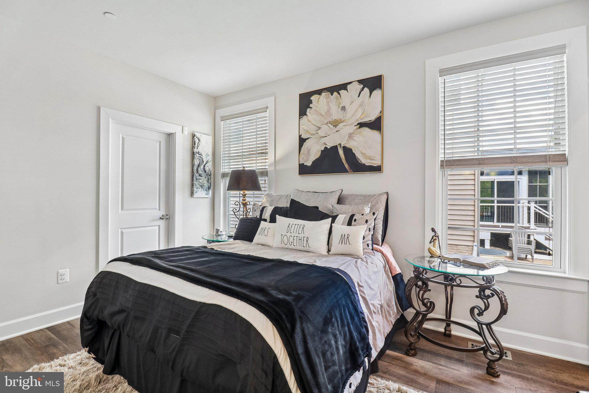 OAK CREEK CLUB - Residential