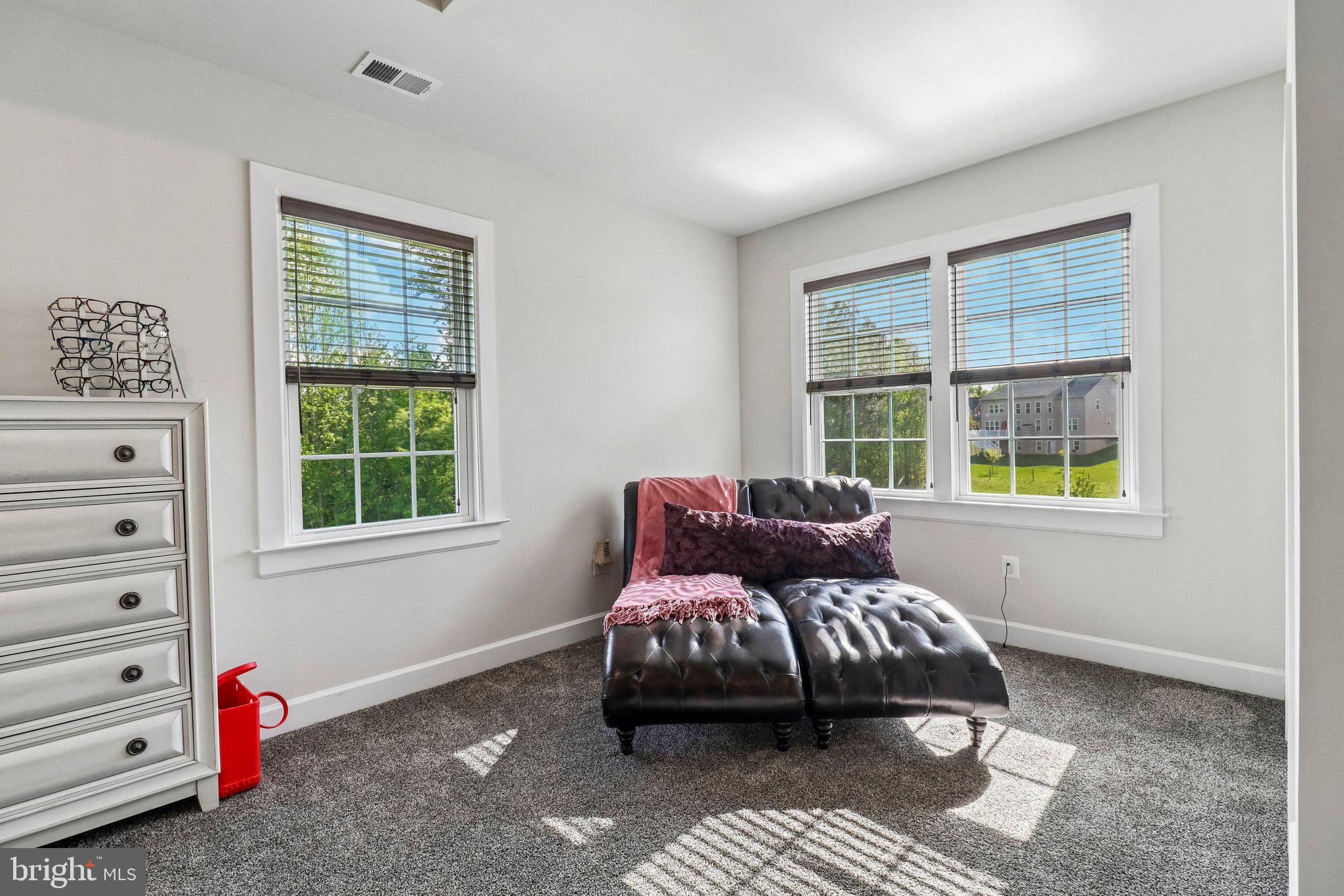 OAK CREEK CLUB - Residential