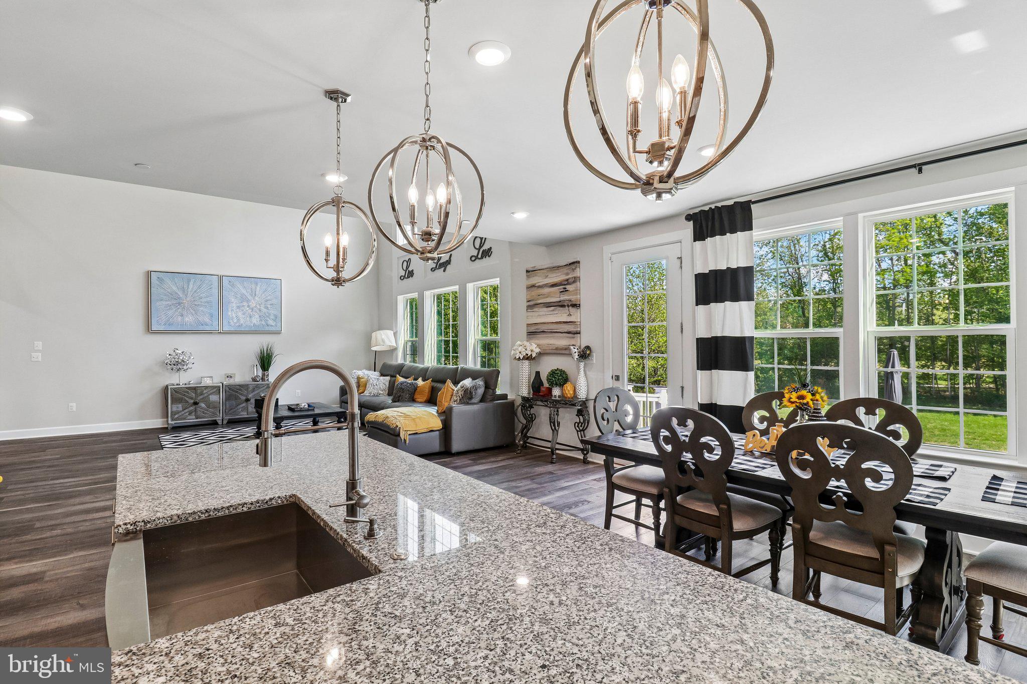 OAK CREEK CLUB - Residential