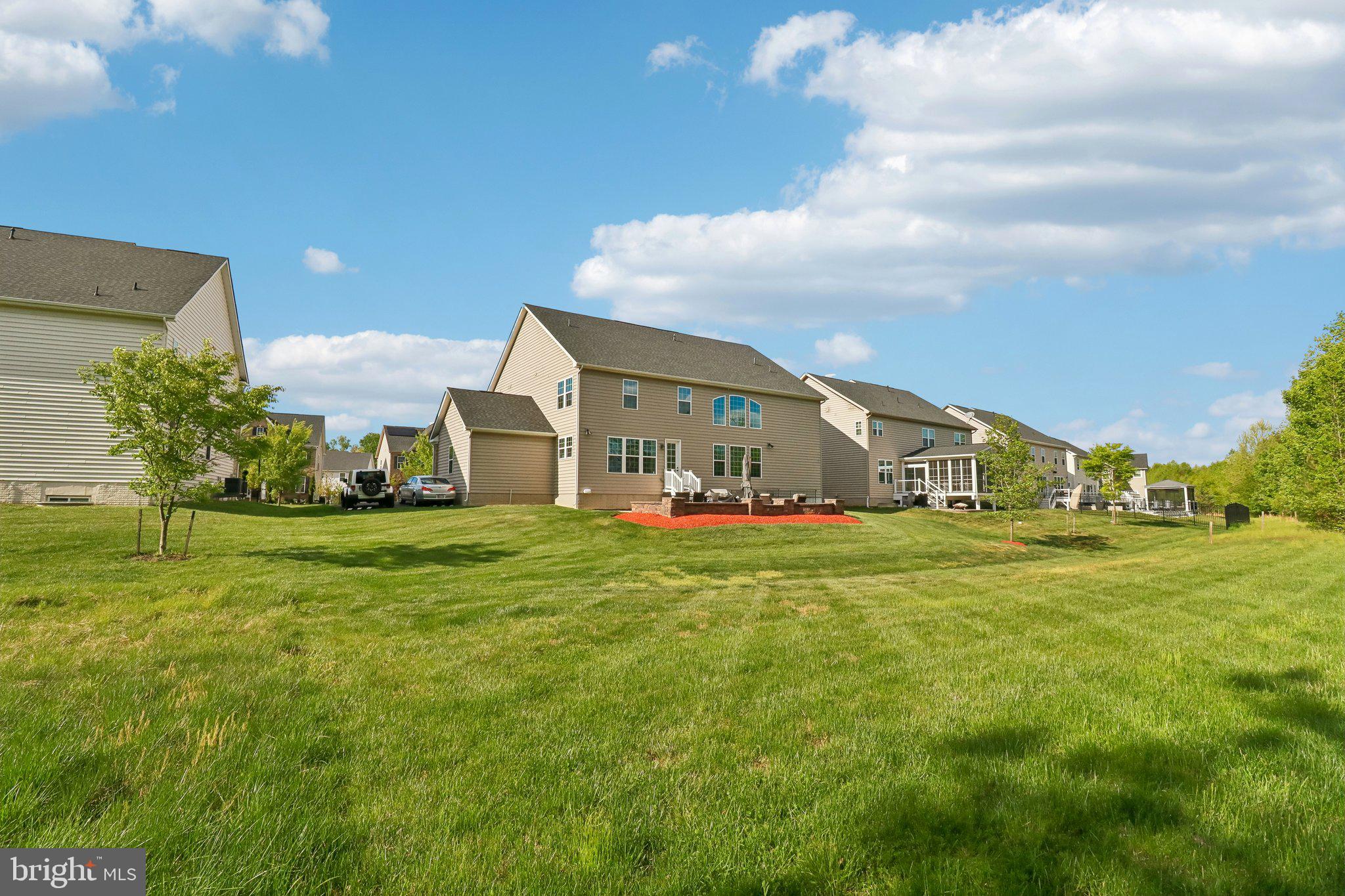 OAK CREEK CLUB - Residential