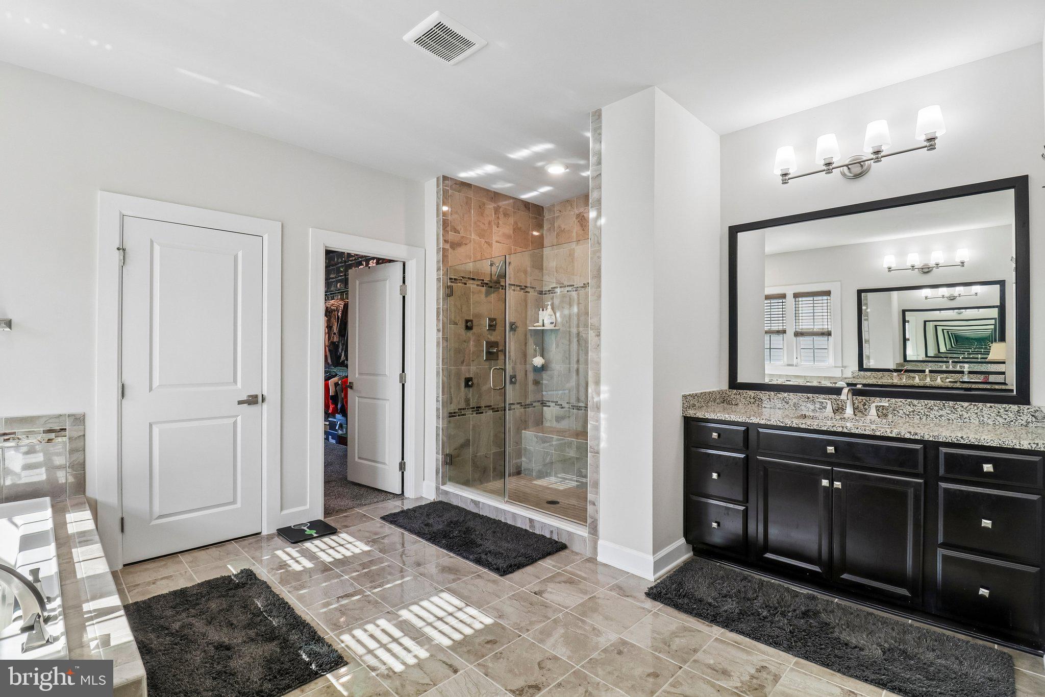 OAK CREEK CLUB - Residential